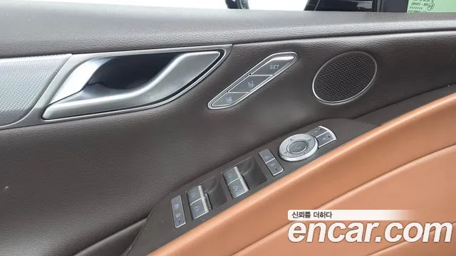 Genesis G80 Бензин 2.5 турбо AWD — Фото автомобиля 28
