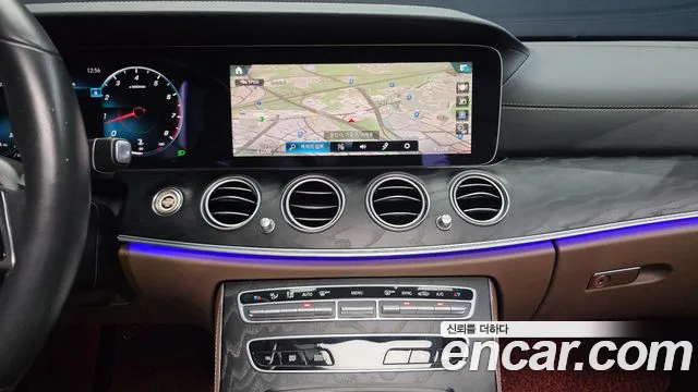 Mercedes-Benz E-Class W213 — Фото автомобиля 19