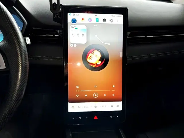Xpeng G3 — Фото автомобиля 12