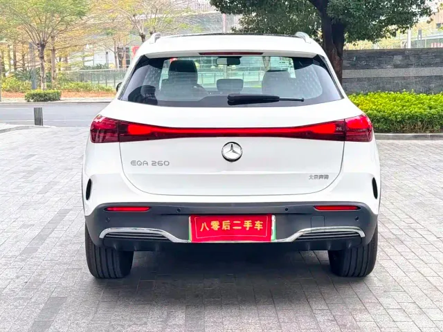 Mercedes-Benz EQA — Фото автомобиля 5