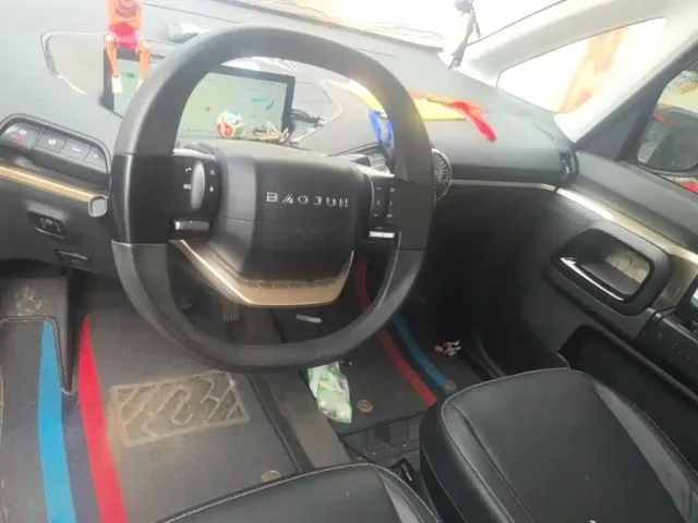 Baojun KiWi EV — Фото автомобиля 12