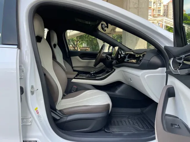 BYD Qin PLUS — Фото автомобиля 7