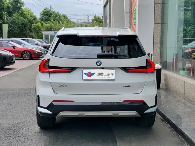 BMW X1 — Фото автомобиля 5