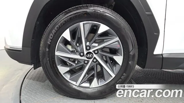 Hyundai Tucson NX4 — Фото автомобиля 5
