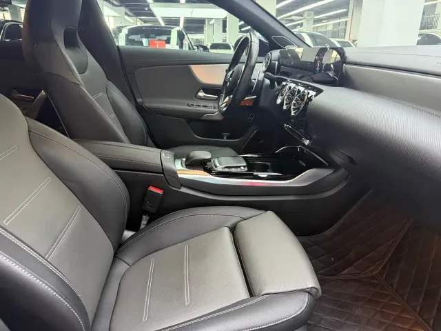 Mercedes-Benz CLA-Class AMG — Фото автомобиля 20