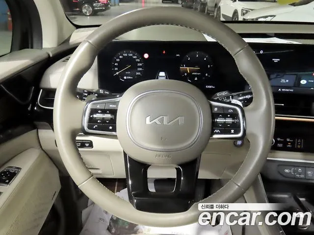 Kia Carnival 4th Gen — Фото автомобиля 15