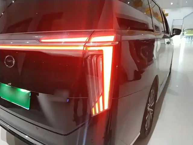 GAC Trumpchi M8 — Фото автомобиля 7