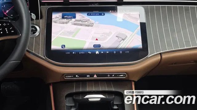 Mercedes-Benz E-Class E-класс W214 E300 4MATIC Exclusive — Фото автомобиля 13