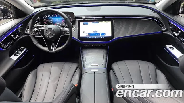 Mercedes-Benz E-Class — Фото автомобиля 7