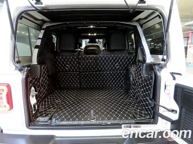 Jeep Wrangler Wrangler (JL) — Фото автомобиля 17