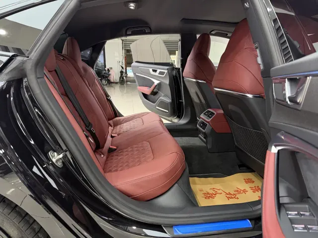 Audi A7L — Фото автомобиля 17