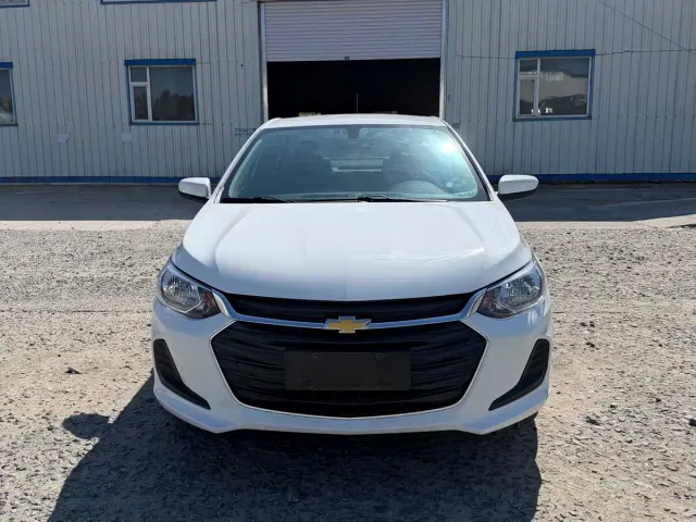 Chevrolet Cavalier — Фото автомобиля 3