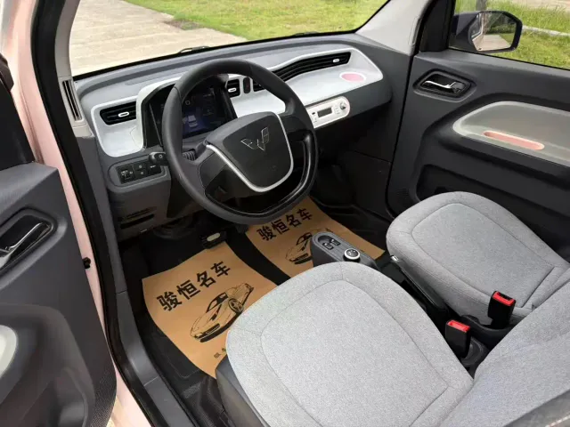 Wuling Hongguang Mini EV — Фото автомобиля 10