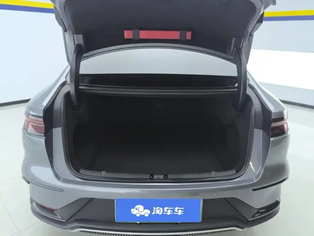 BYD Han — Фото автомобиля 4