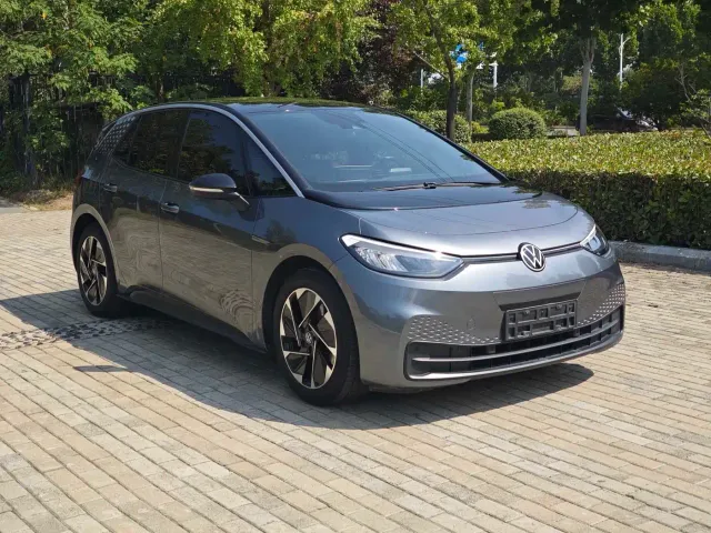 Volkswagen ID.3 — Фото автомобиля 4