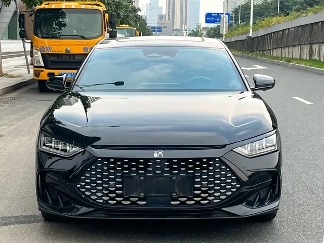BYD Han — Фото автомобиля 3