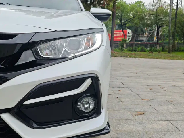 Honda Civic — Фото автомобиля 8