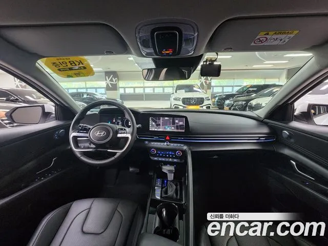 Hyundai AVANTE Новый Avante (CN7) — Фото автомобиля 19