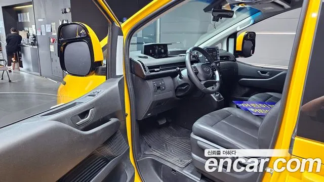 Hyundai Staria Staria L3.5 Школьный автобус — Фото автомобиля 10