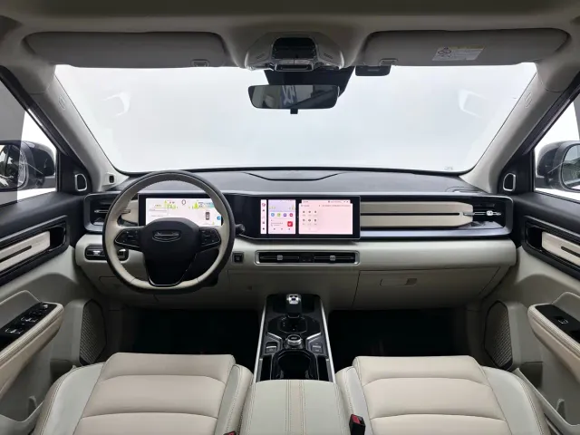 Geely ICON — Фото автомобиля 7