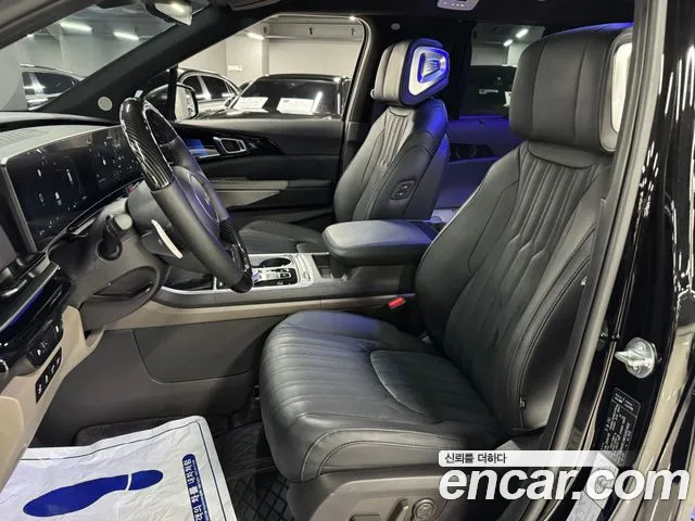 Kia Carnival Generation 4 — Фото автомобиля 8