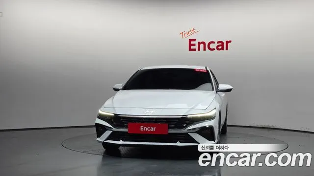 Hyundai AVANTE Новый Avante (CN7) — Фото автомобиля 3