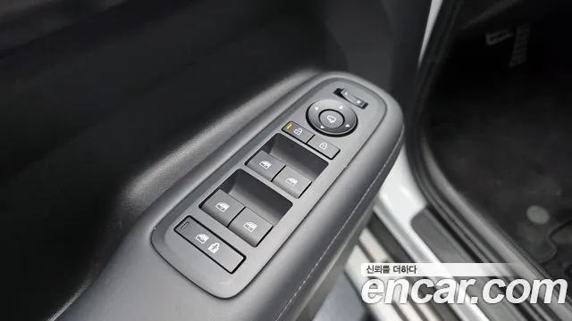Hyundai Santa Fe MX5 — Фото автомобиля 27
