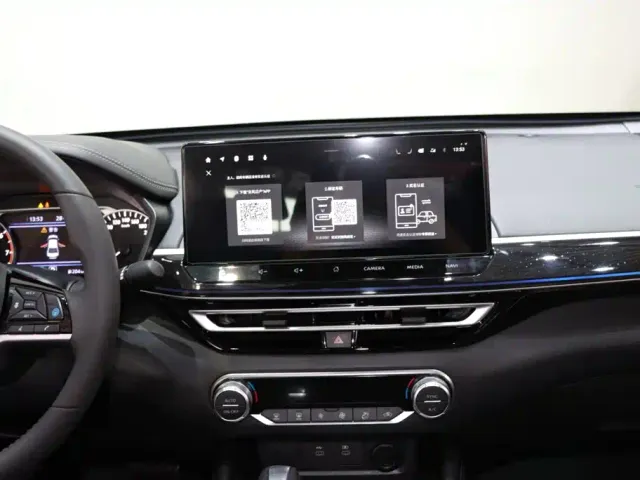 Nissan Teana — Фото автомобиля 14