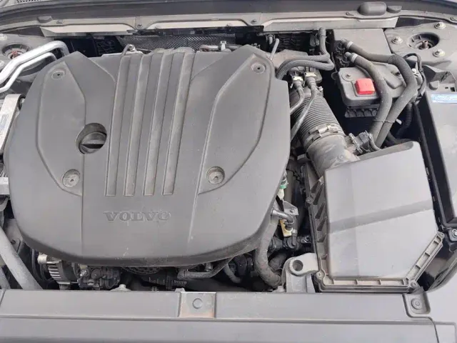 Volvo S90 — Фото автомобиля 10