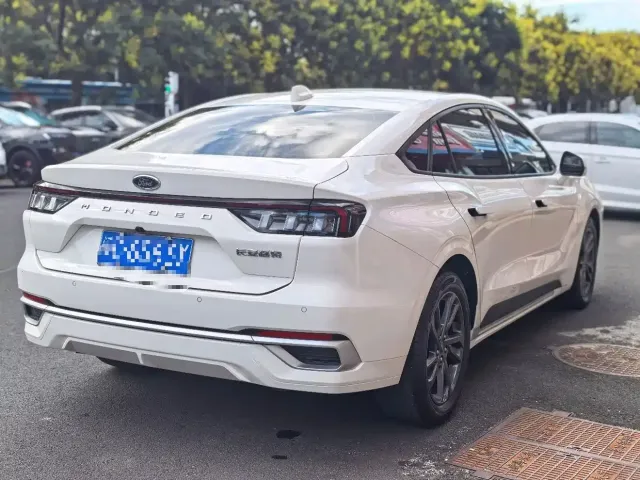 Ford Mondeo — Фото автомобиля 8