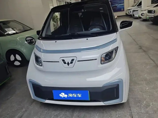Wuling NanoEV — Фото автомобиля 2