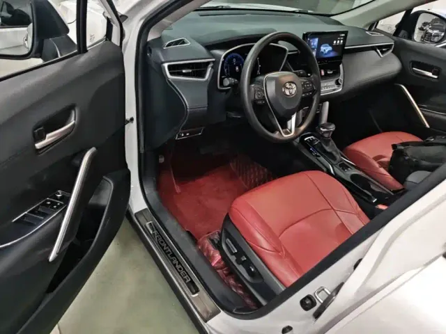 Toyota Frontlander — Фото автомобиля 15
