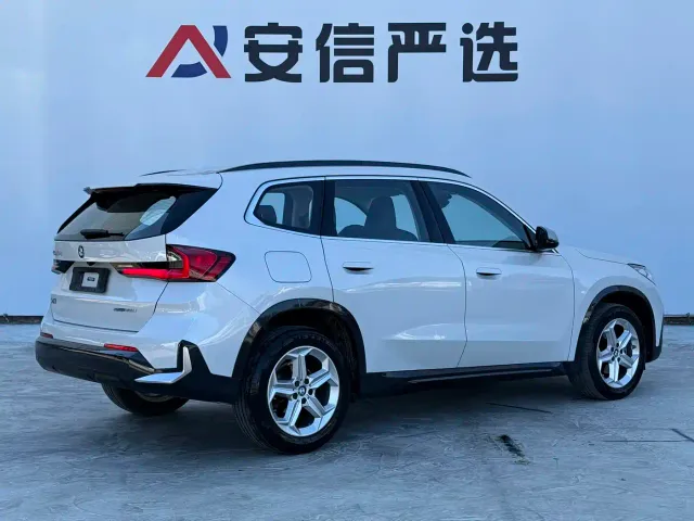 BMW X1 — Фото автомобиля 4