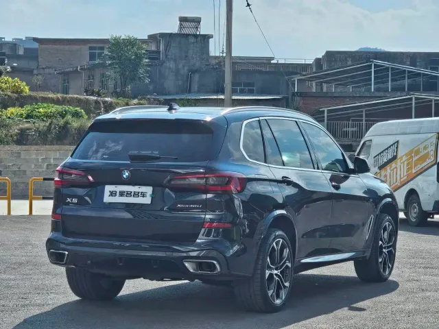 BMW X5 — Фото автомобиля 13