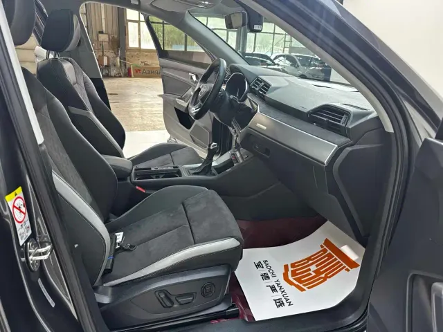 Audi Q3 — Фото автомобиля 14