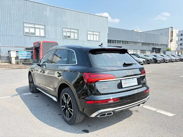 Audi Q5L — Фото автомобиля 7