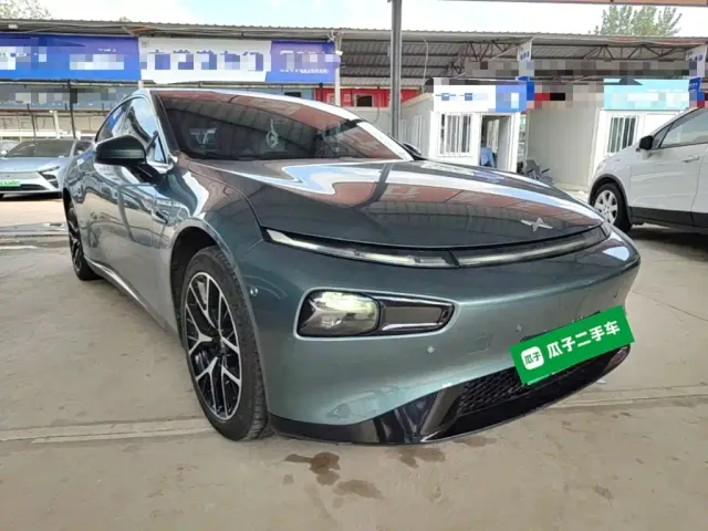 Xpeng P7 — Фото автомобиля 3