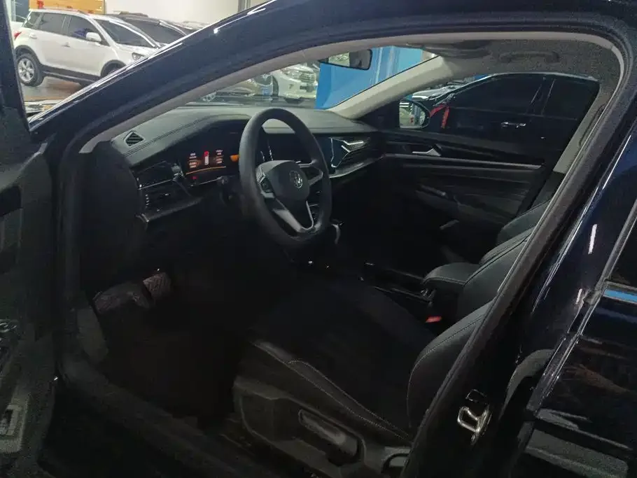 Volkswagen Passat 2024 280TSI Business Edition — Фото автомобиля 9