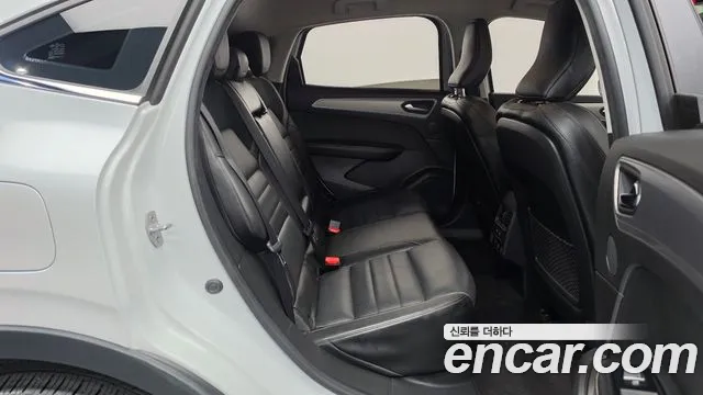 Renault Korea XM3 — Фото автомобиля 17