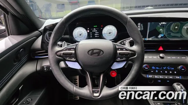 Hyundai Avante CN7 — Фото автомобиля 13