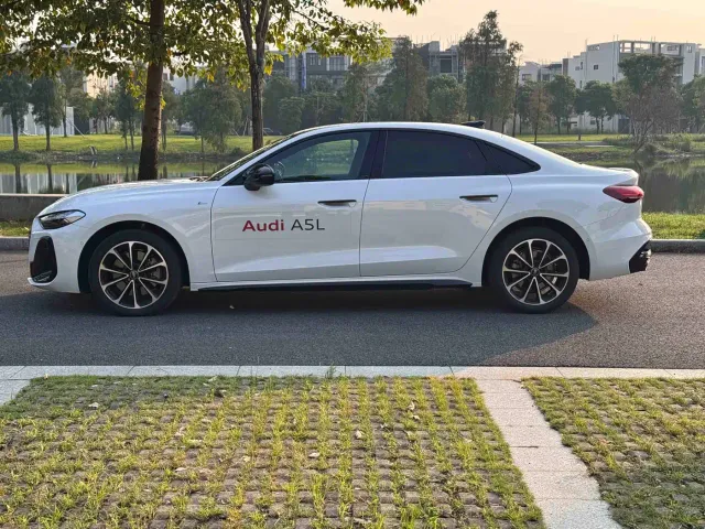 Audi A5L — Фото автомобиля 4