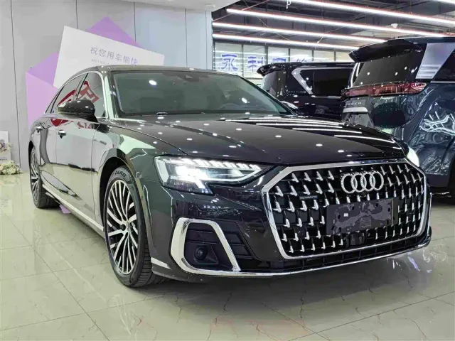 Audi A8 — Фото автомобиля 3