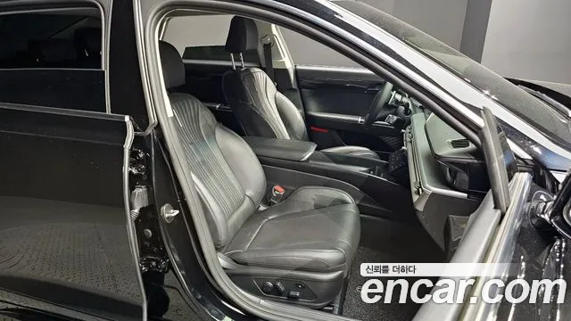 Hyundai Grandeur Grandeur (GN7) 3.5 LPG 2WD (Такси) — Фото автомобиля 12