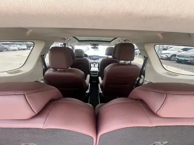 Geely Jiaji — Фото автомобиля 9