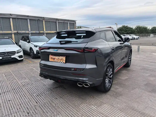 Changan Z6 — Фото автомобиля 10