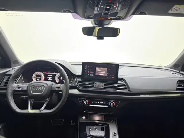 Audi Q5L — Фото автомобиля 19