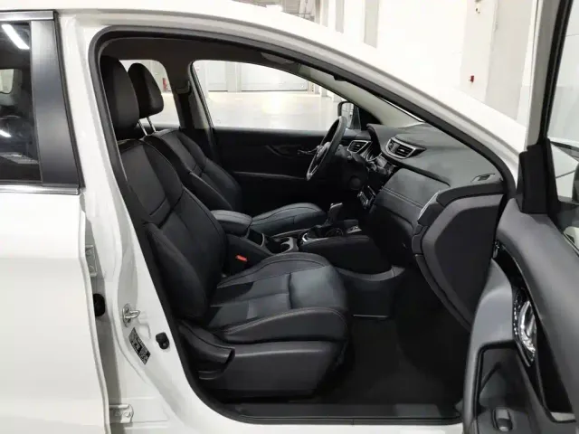 Nissan Qashqai — Фото автомобиля 23