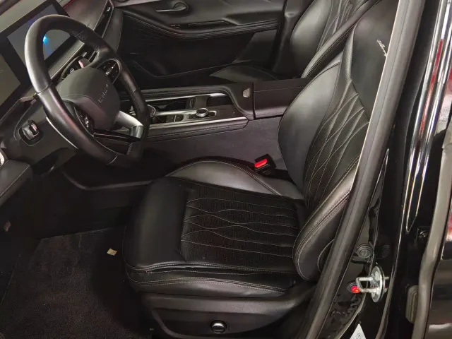 Chery Arrizo 8 — Фото автомобиля 7