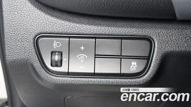Kia Seltos — Фото автомобиля 18
