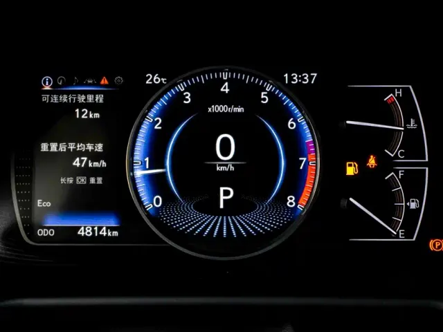Lexus ES — Фото автомобиля 16